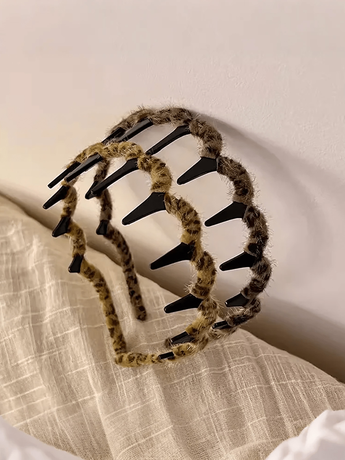 Leopard Print Wavy Headband fo - огляд і ціна Women Accessories Shop Design